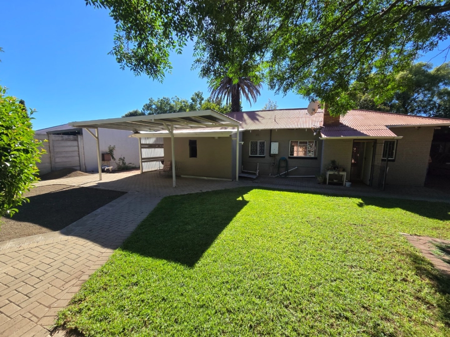 3 Bedroom Property for Sale in Noordhoek Free State